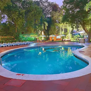 Clarks Shiraz ***** Agra (Uttar Pradesh)