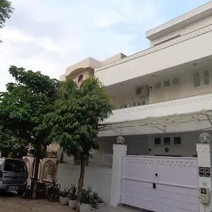 Bed & Breakfast Sri Radha Krishna Kunj