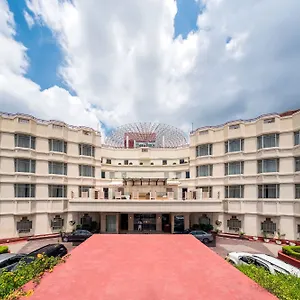 4* Отель Howard Plaza The Fern, Agra