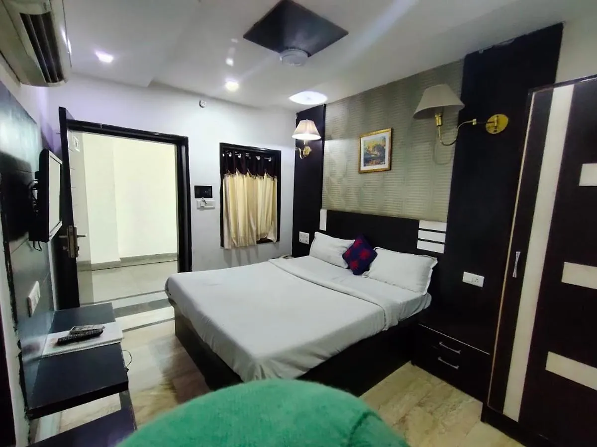 ***  Hotel Laxman Resort By The Golden Taj Group &Hotels Agra  Indie