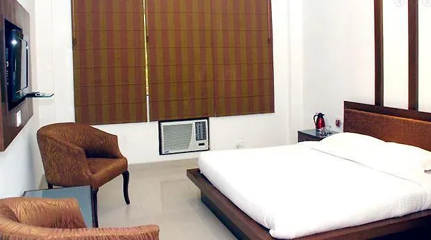 Hotel Laxman Resort By The Golden Taj Group &Hotels Agra