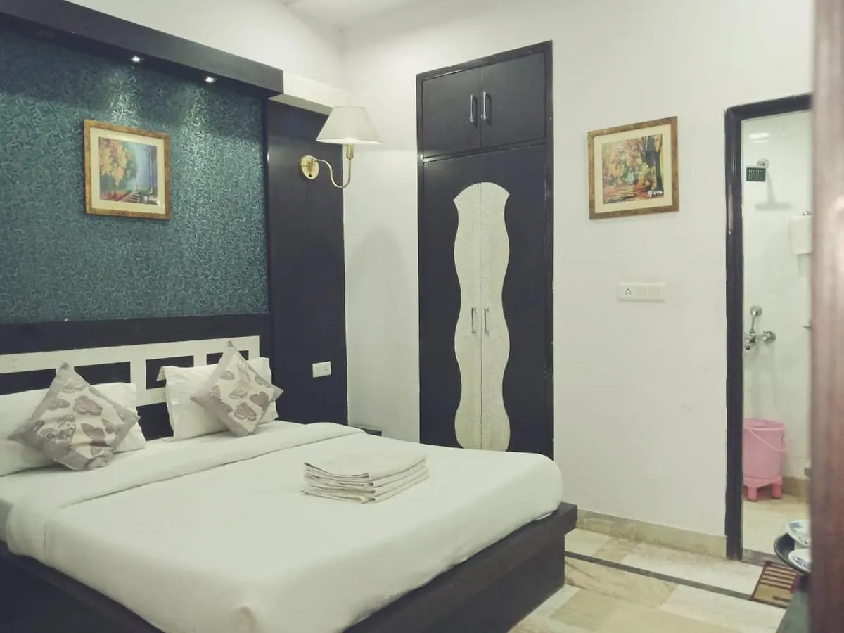 Hotel Laxman Resort By The Golden Taj Group &Hotels Agra
