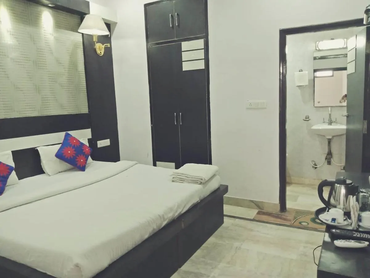 Hotel Laxman Resort By The Golden Taj Group &Hotels Agra   Agra (Uttar Pradesh)